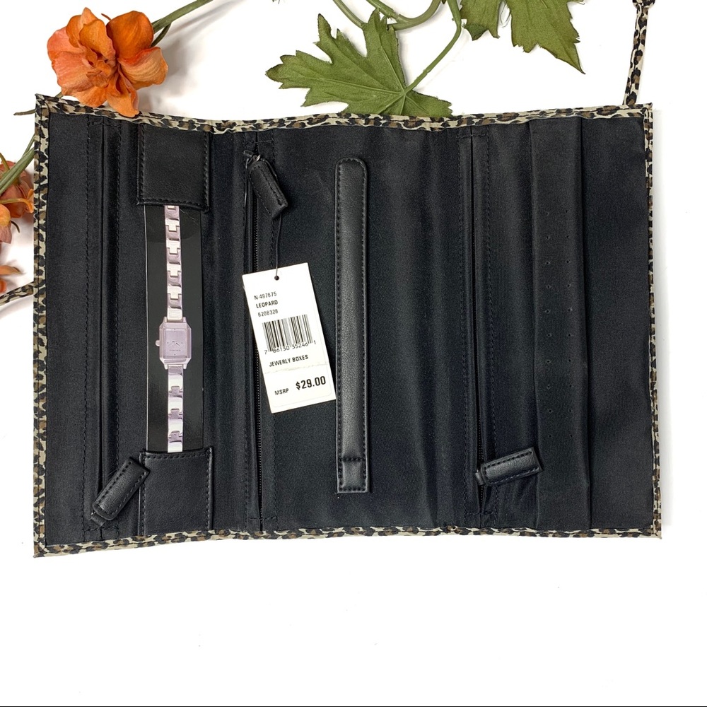 NINE WEST Leopard Print Jewelry Travel Roll NWT - Picture 2 of 8